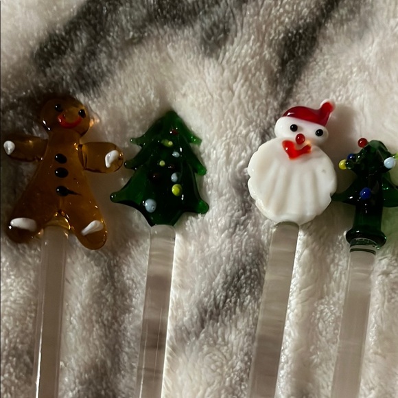 17 Christmas Themed Stir Sticks - Picture 5 of 9